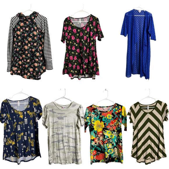 Lularoe Bundle Lot Shirts Tops size Small 7 pieces - Picture 1 of 10